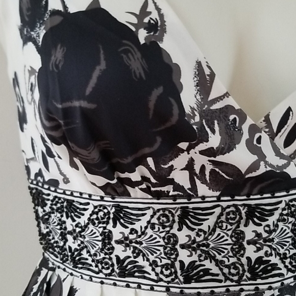 Forever Twenty One sleeveless black on white dress - Picture 4 of 11